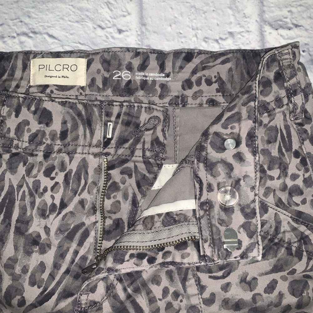 Pilcro Boot Cut Pants Womens X-Small Sz 0 Gray Leopard Mid Rise Animal Print - Picture 7 of 9